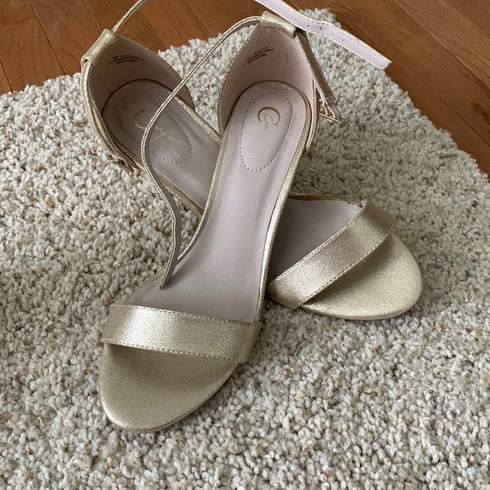 Gold heels never worn!